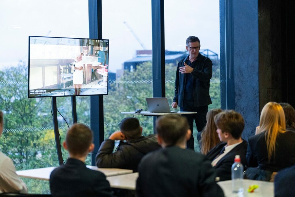 Year 9 students learn about working in visual effects with award-winning VFX company Framestore. 
